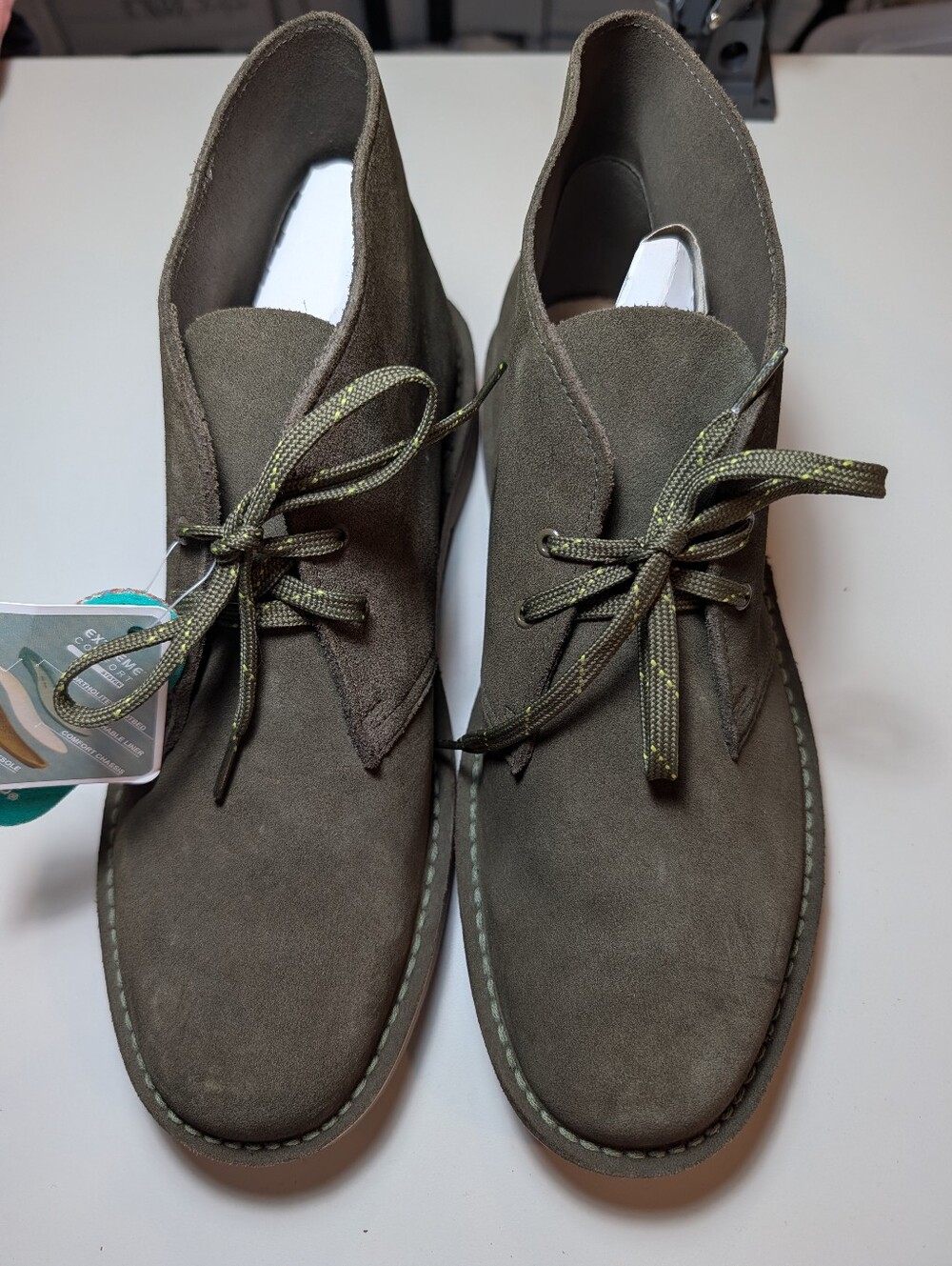 Clarks Men's Size 10.5W Suede Bushacre Chukka Boots in Olive NWT
